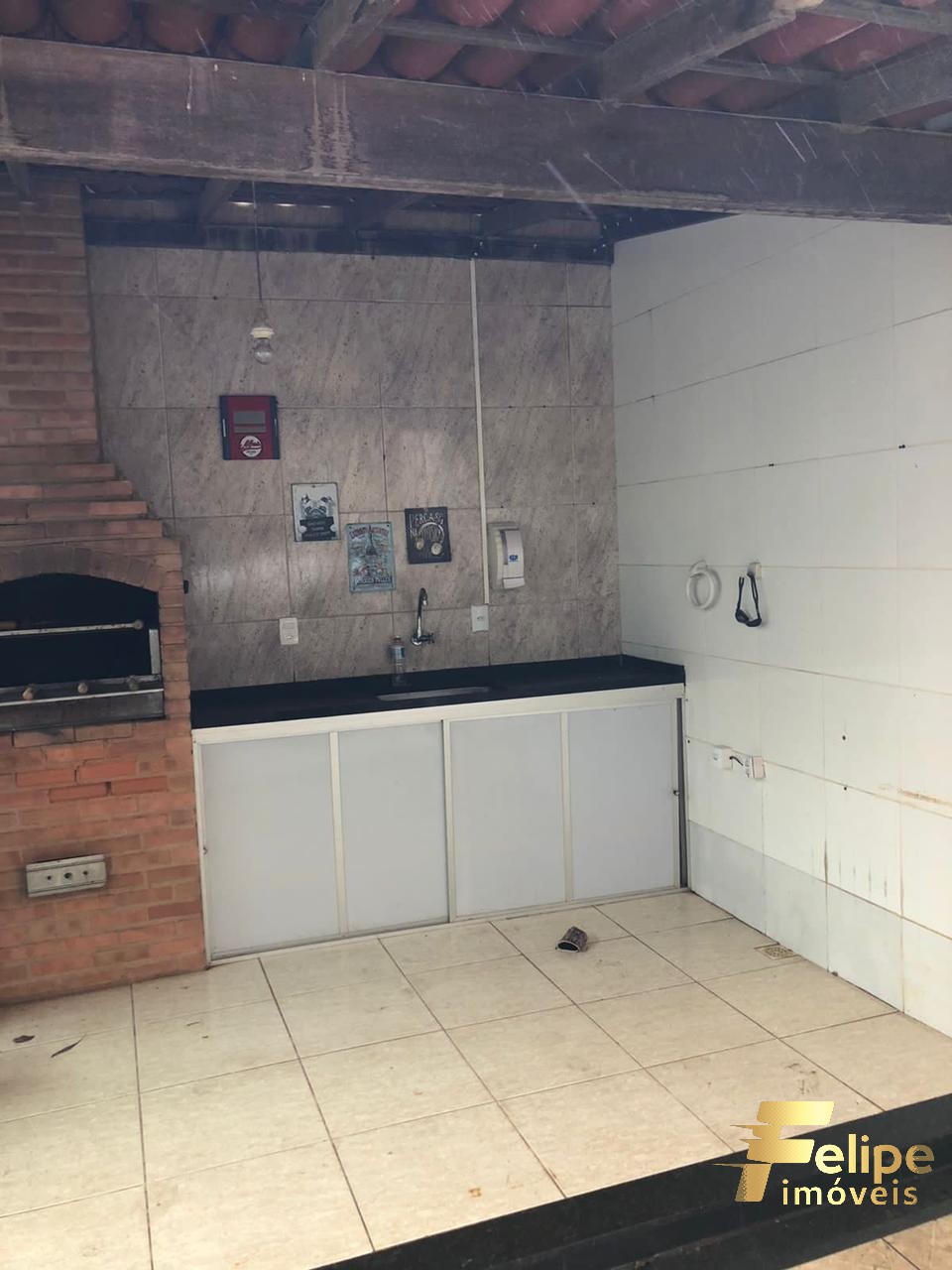 Casa à venda com 6 quartos, 160m² - Foto 13