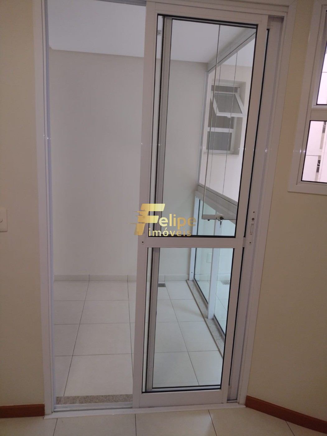 Apartamento à venda com 4 quartos, 150m² - Foto 14