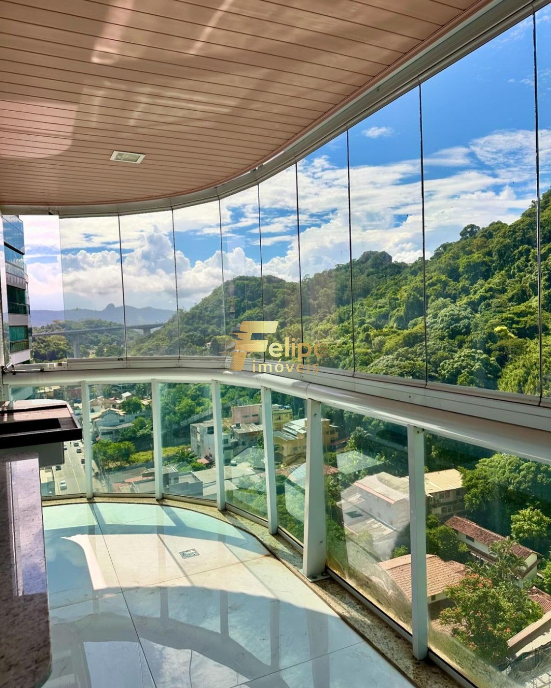 Apartamento frente ao morro do moreno no parque das castanhe