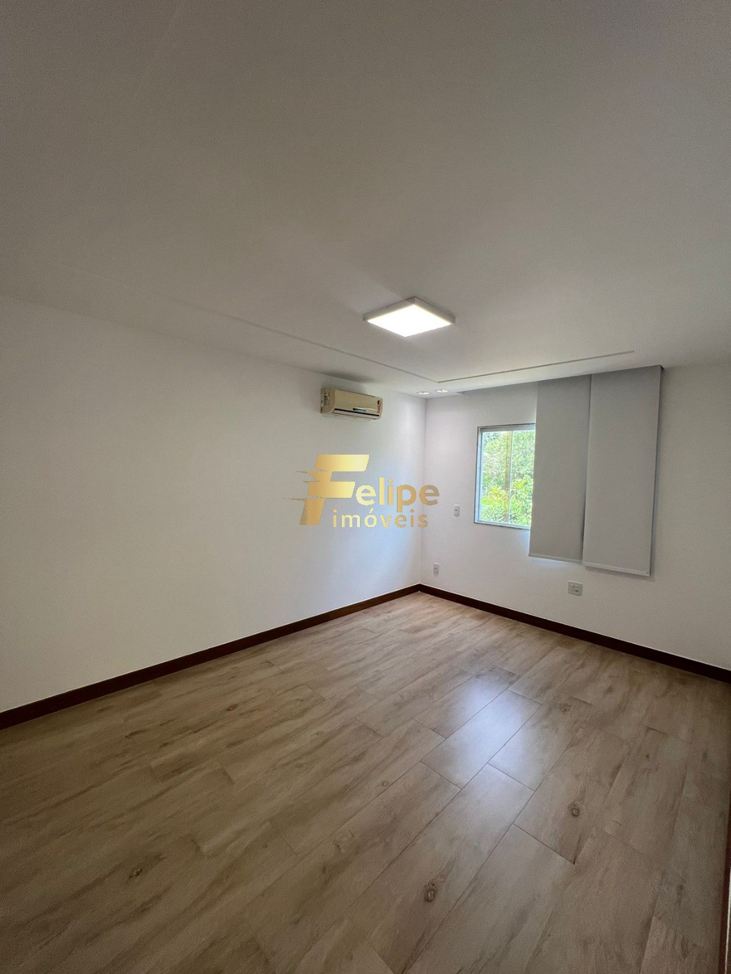 Casa à venda com 4 quartos, 300m² - Foto 24