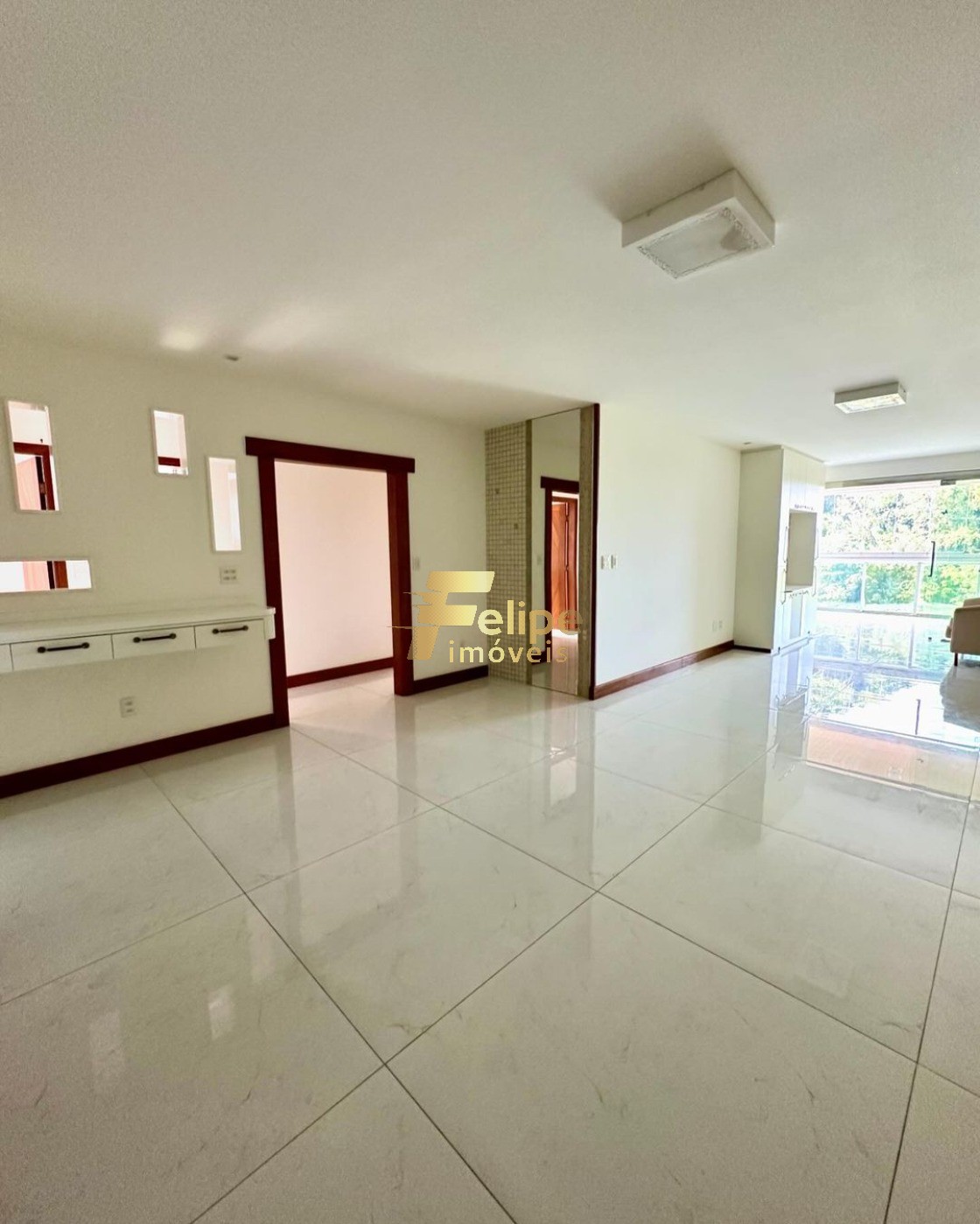 Apartamento frente ao morro do moreno no parque das castanhe