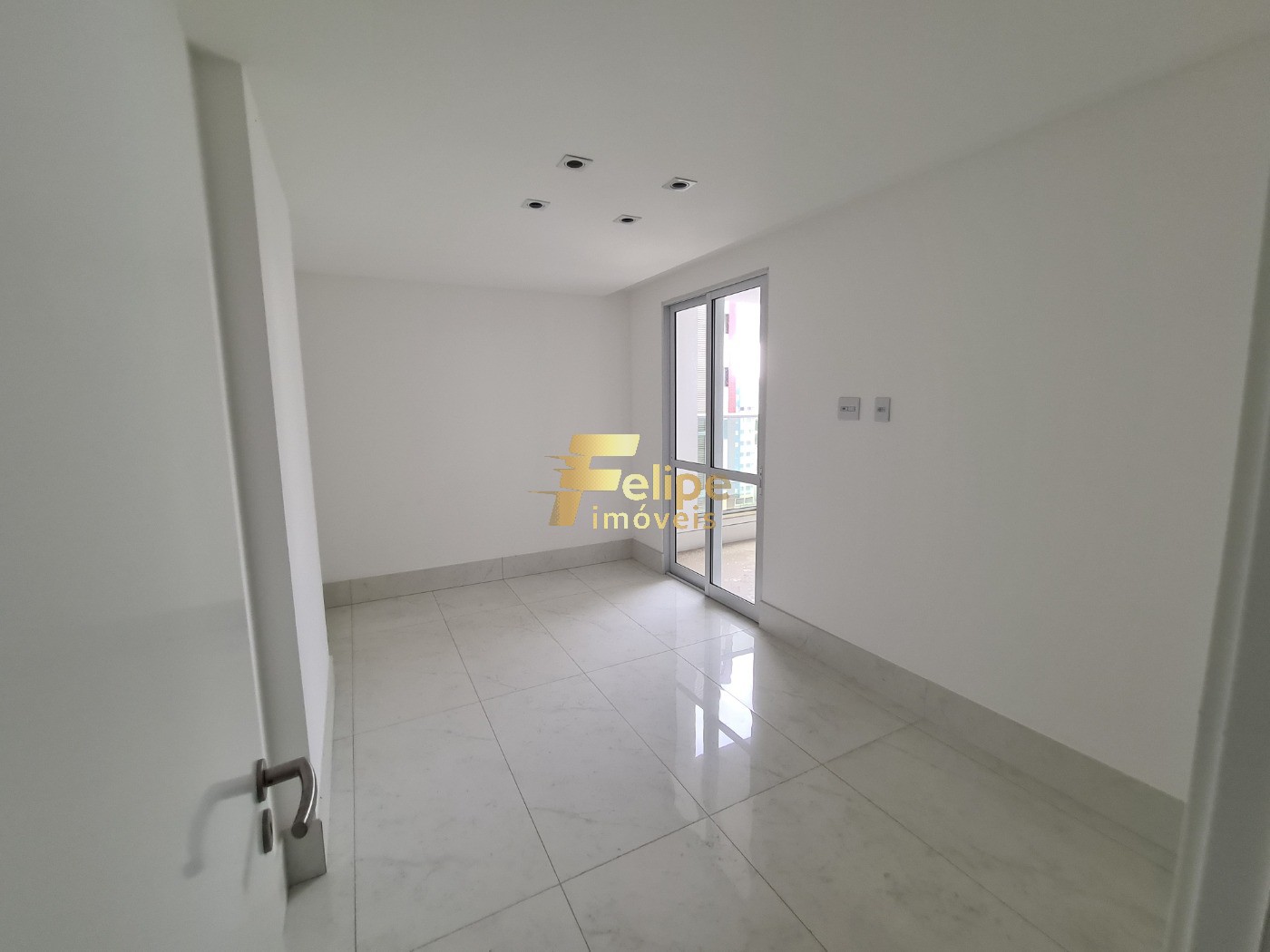 Apartamento à venda com 4 quartos, 125m² - Foto 10