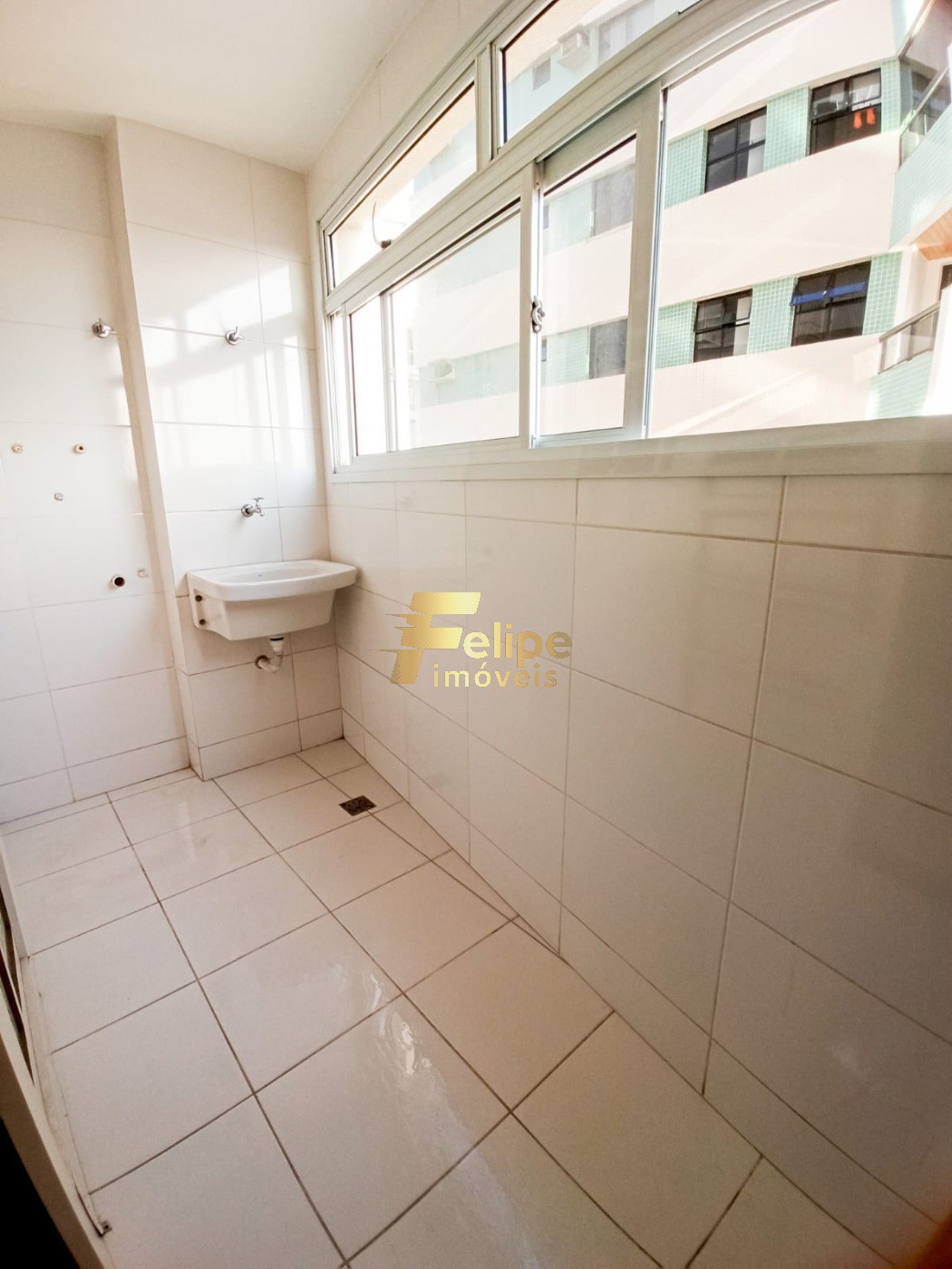 Apartamento à venda com 3 quartos, 100m² - Foto 19