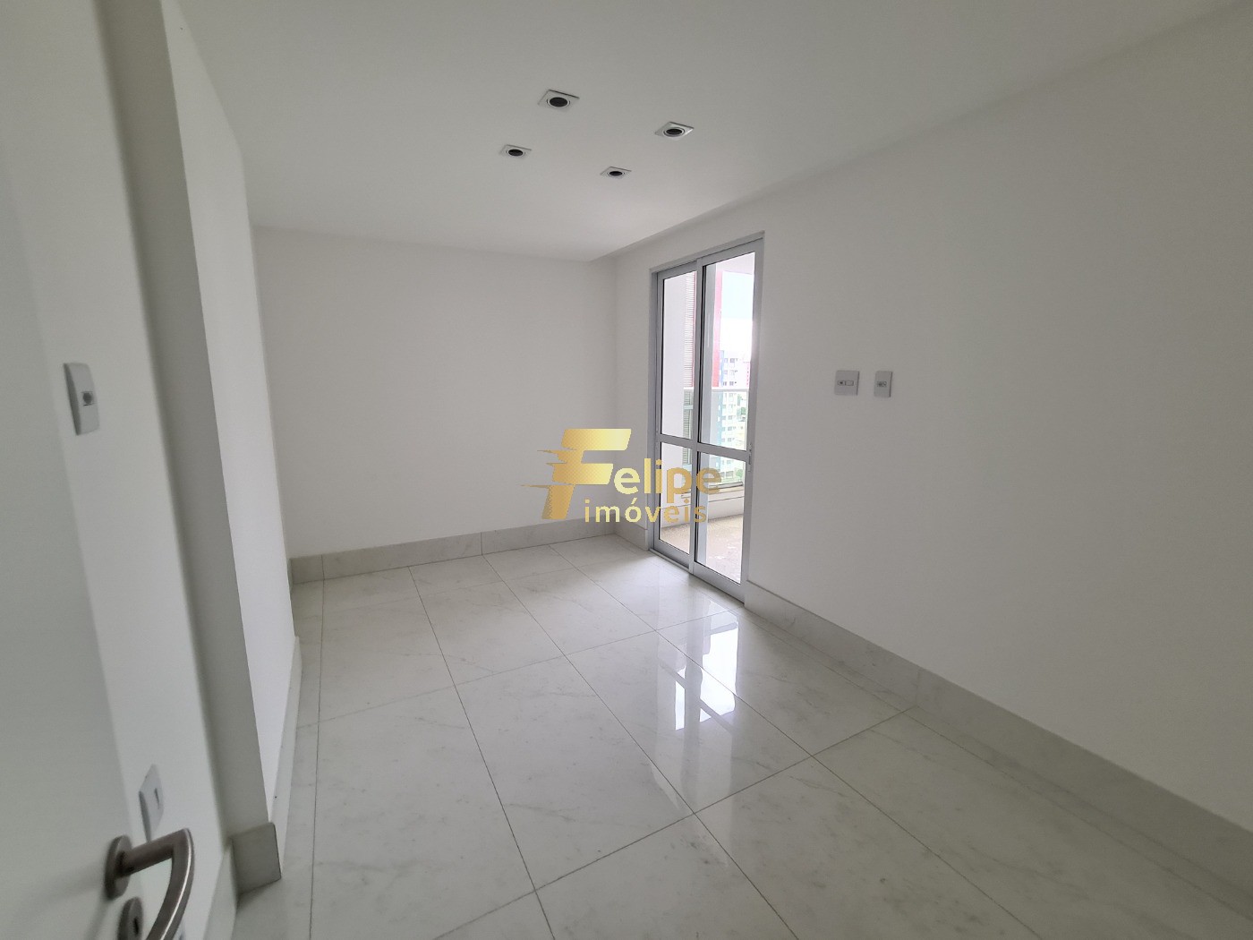 Apartamento à venda com 4 quartos, 125m² - Foto 14