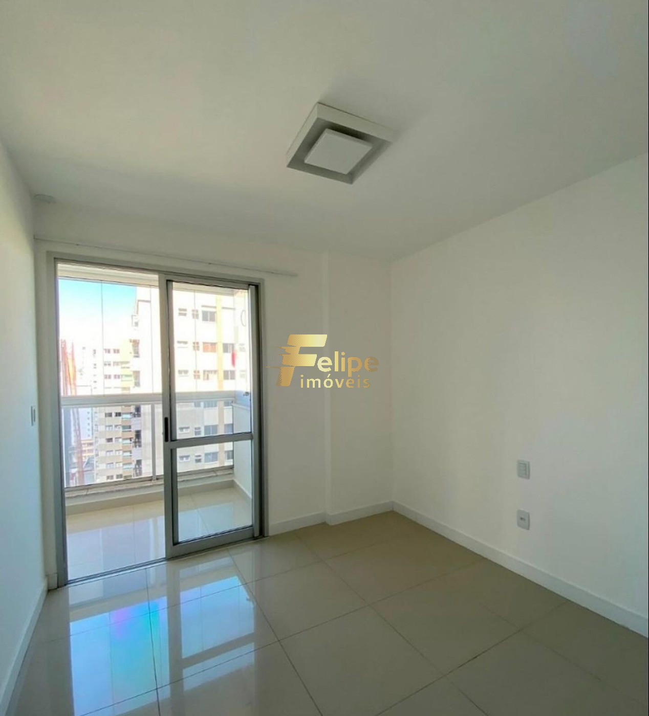 Apartamento à venda com 4 quartos, 160m² - Foto 5