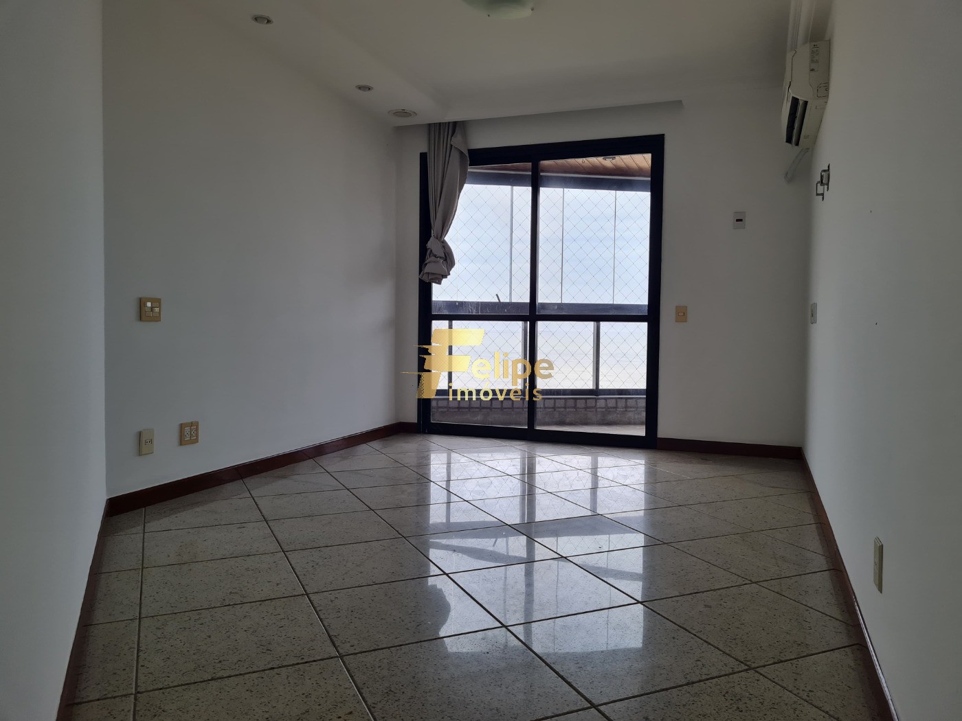 Apartamento à venda com 4 quartos, 228m² - Foto 15