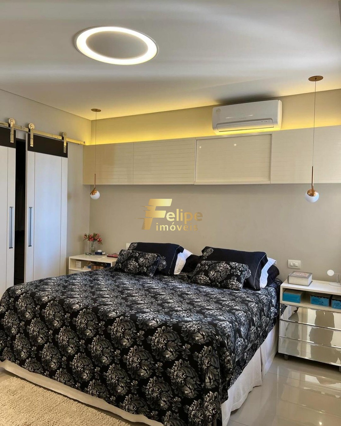 Apartamento à venda com 4 quartos, 162m² - Foto 2