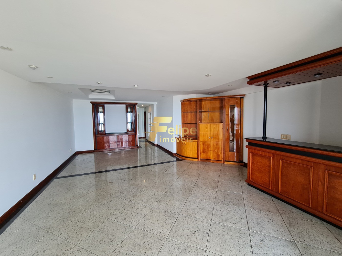 Apartamento à venda com 4 quartos, 228m² - Foto 22