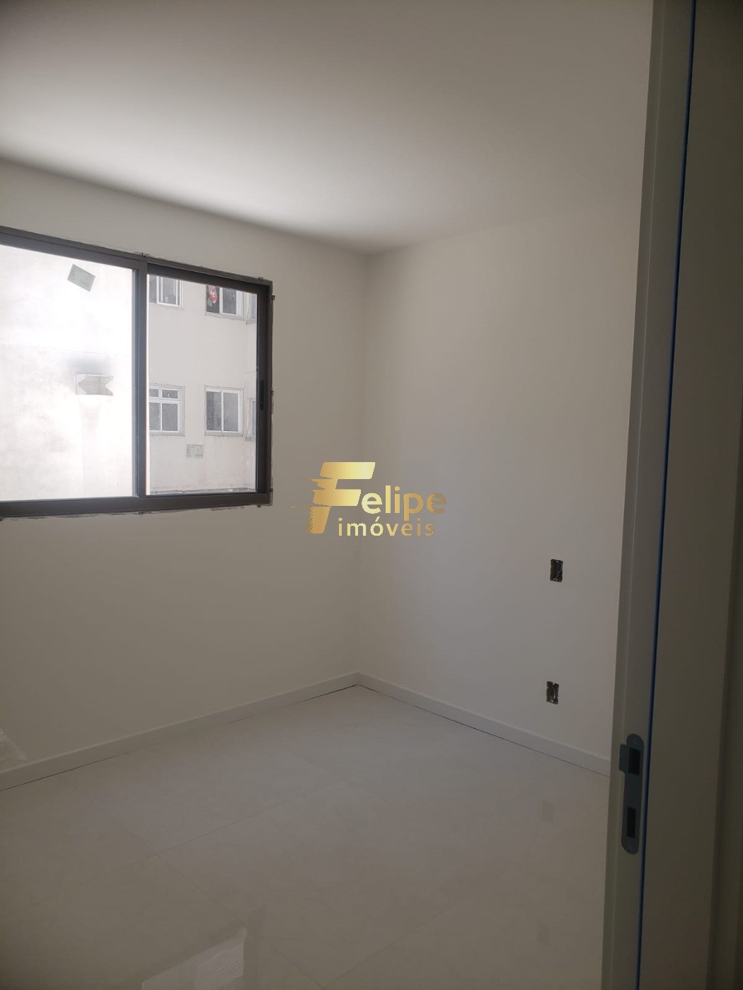 Apartamento à venda com 3 quartos, 94m² - Foto 6