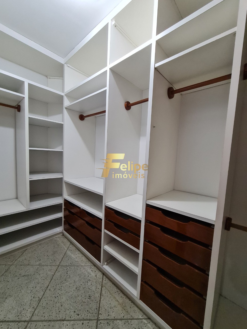 Apartamento à venda com 4 quartos, 228m² - Foto 16