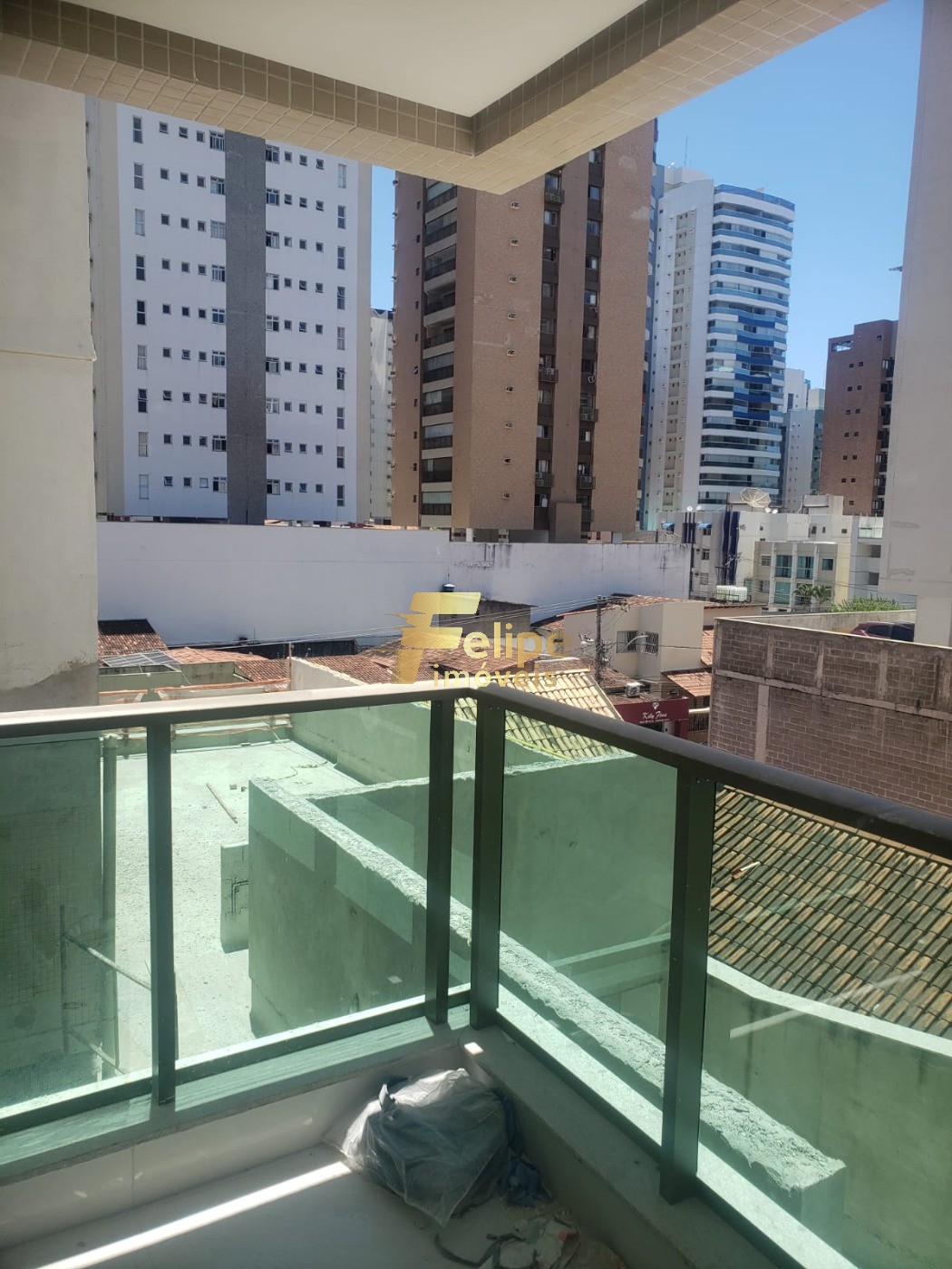 Apartamento à venda com 3 quartos, 94m² - Foto 1