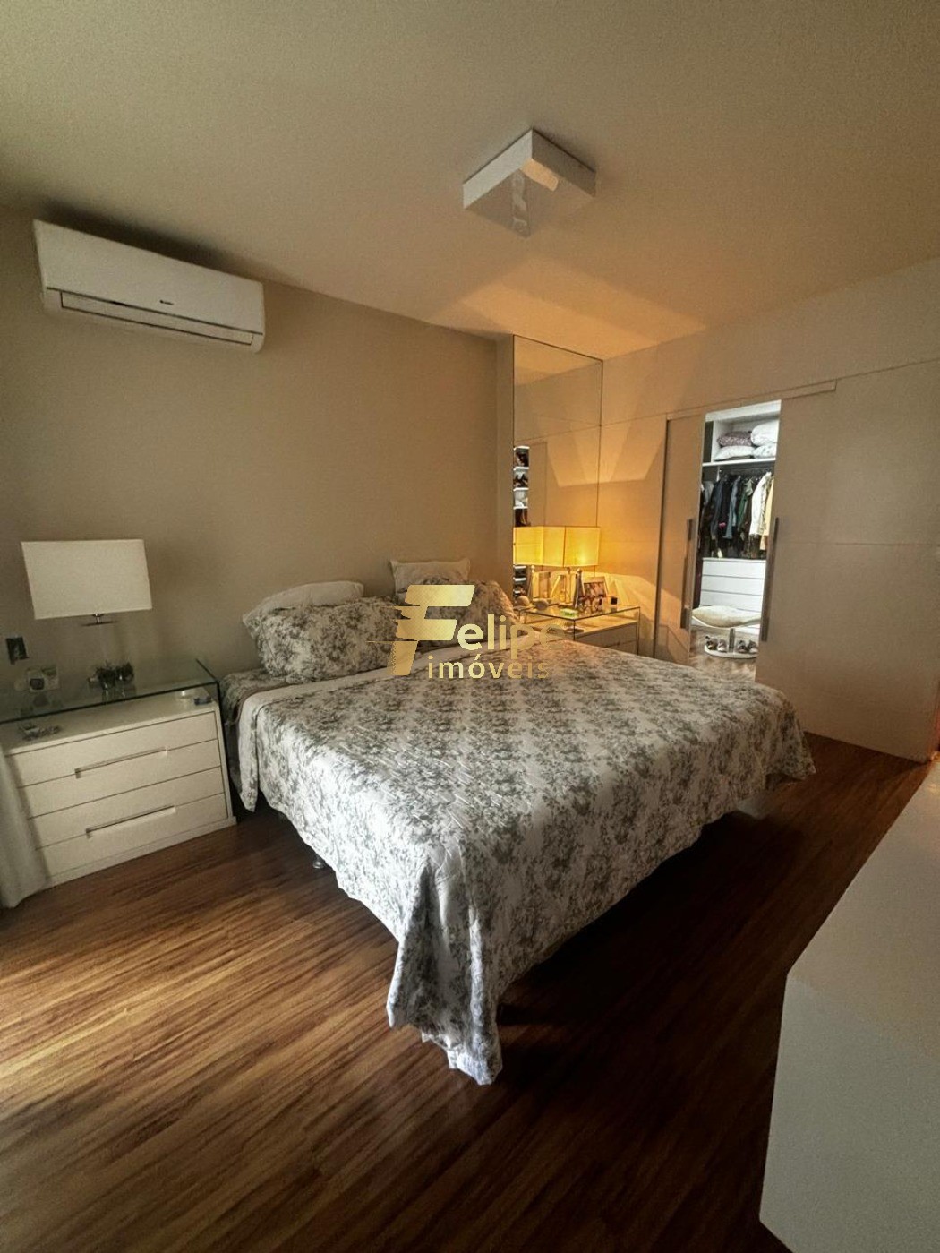 Apartamento à venda com 3 quartos, 169m² - Foto 3