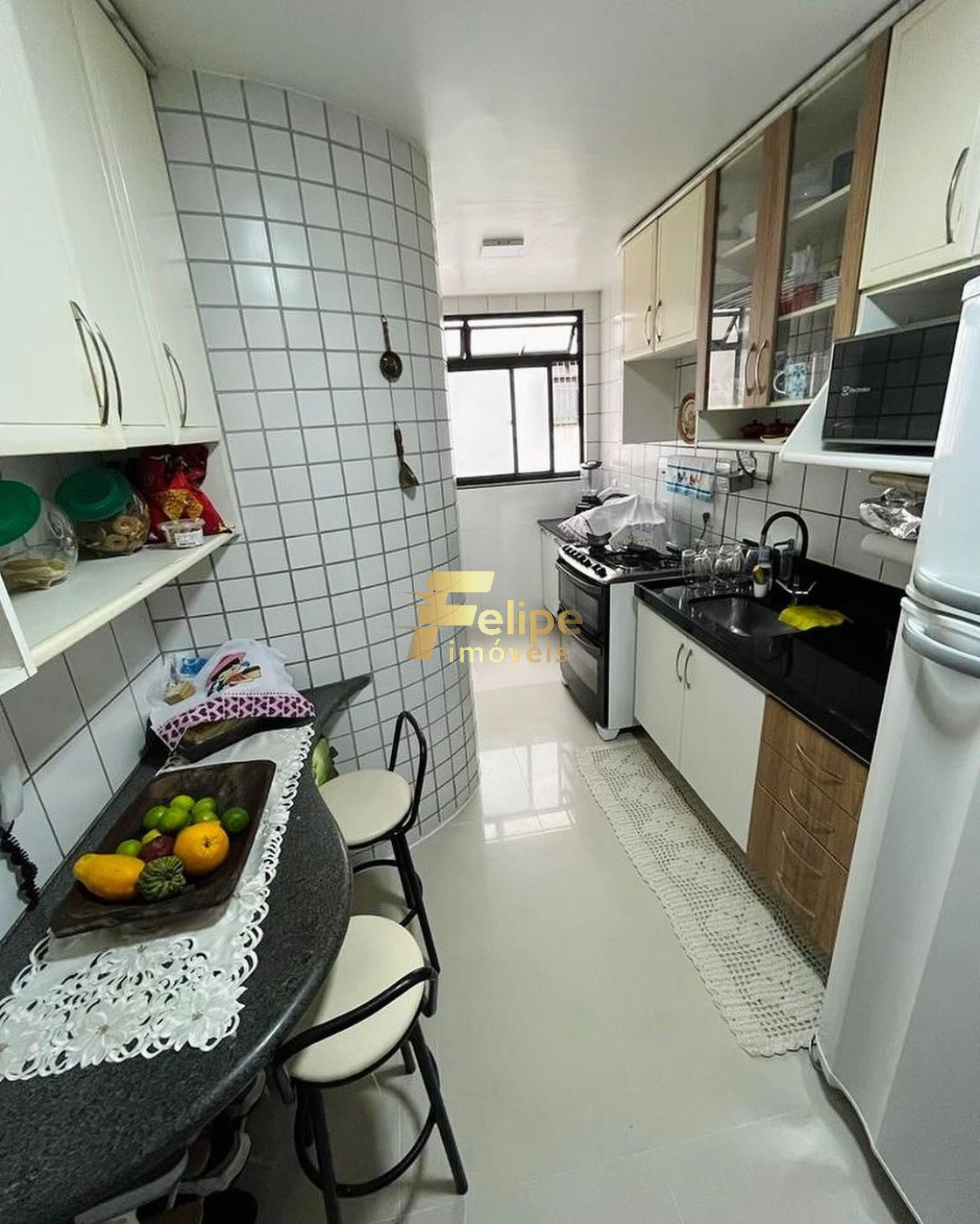 Apartamento à venda com 3 quartos, 100m² - Foto 3