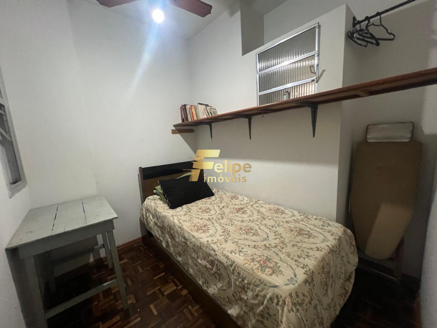 Apartamento à venda com 3 quartos, 74m² - Foto 2