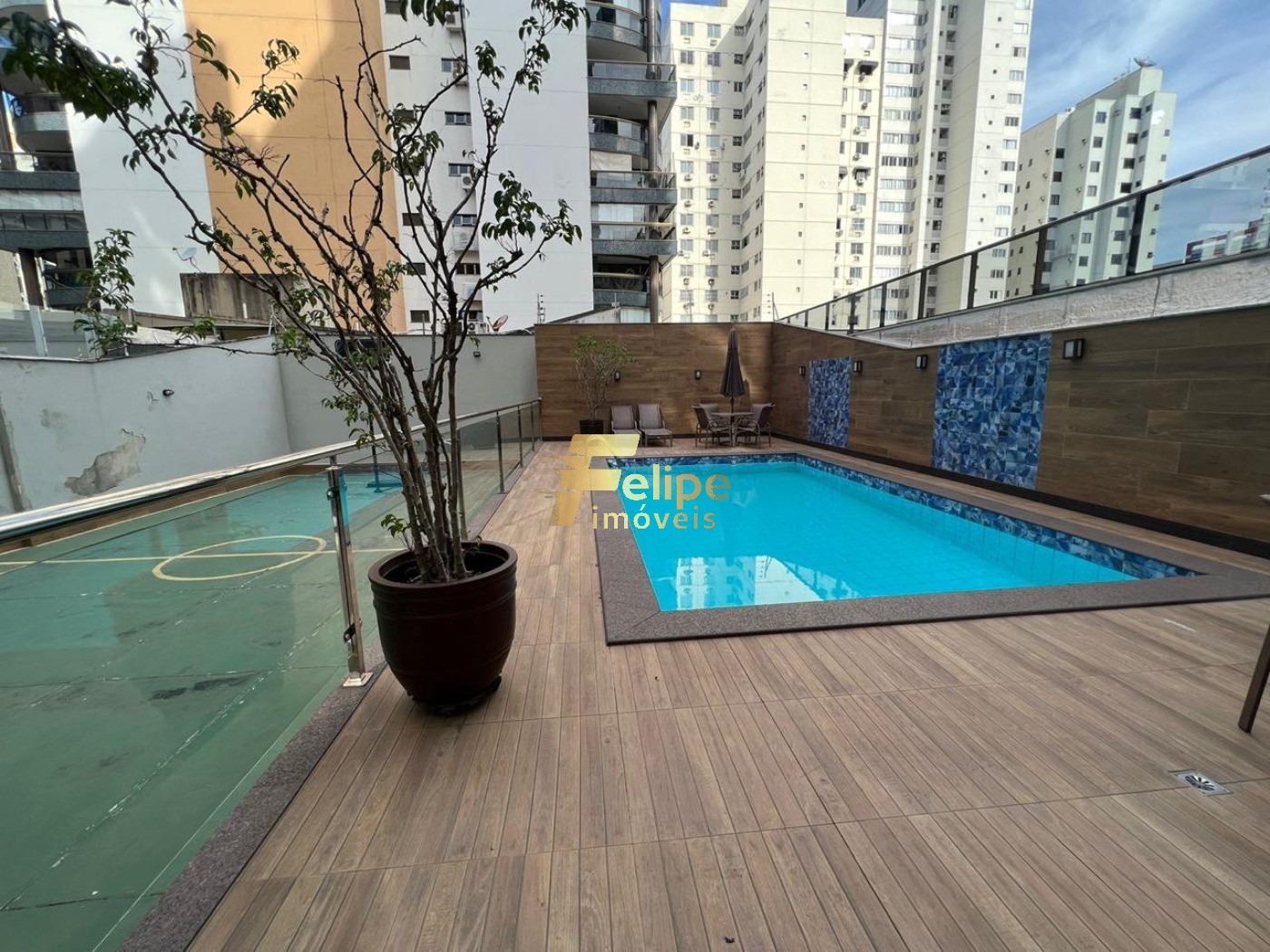 Apartamento à venda com 4 quartos, 200m² - Foto 23