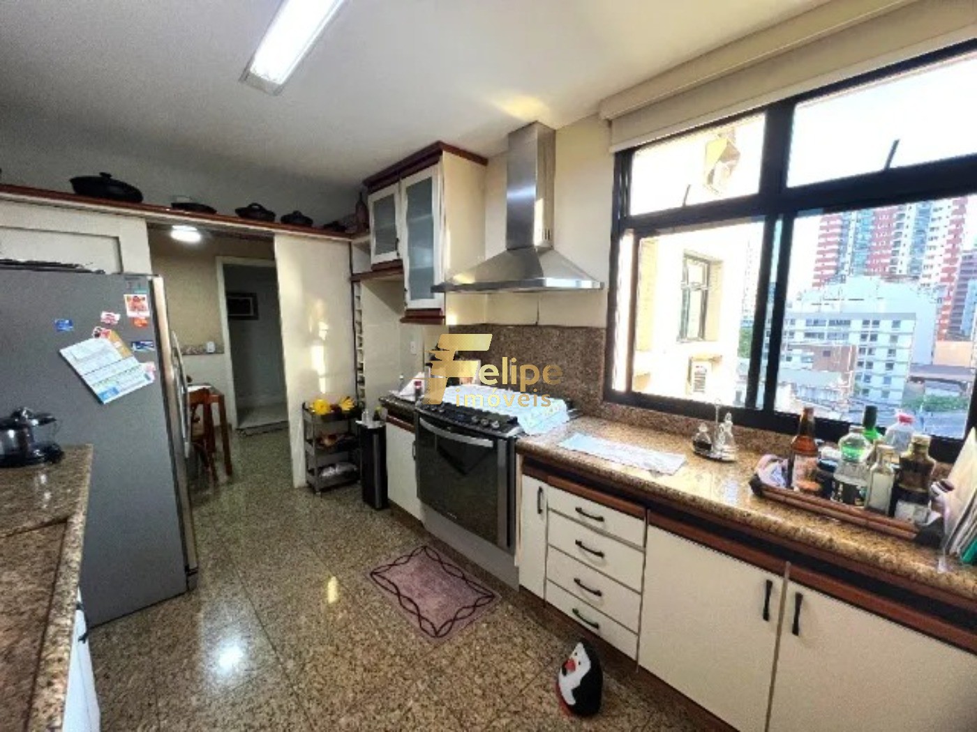 Apartamento à venda com 3 quartos, 178m² - Foto 15