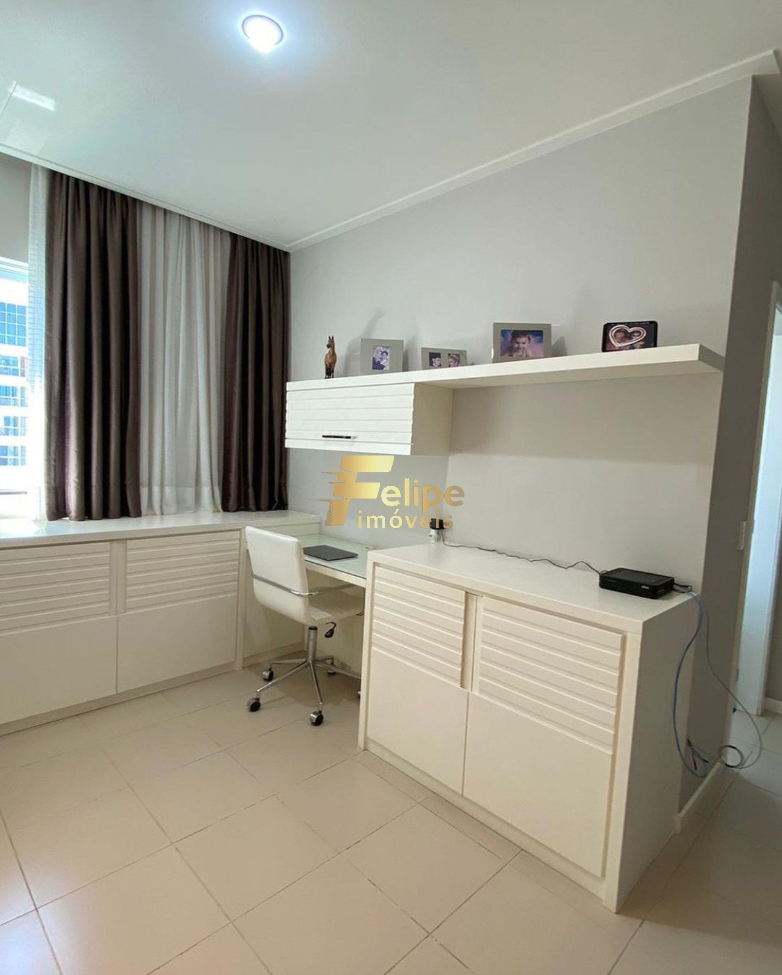 Apartamento à venda com 3 quartos, 160m² - Foto 8