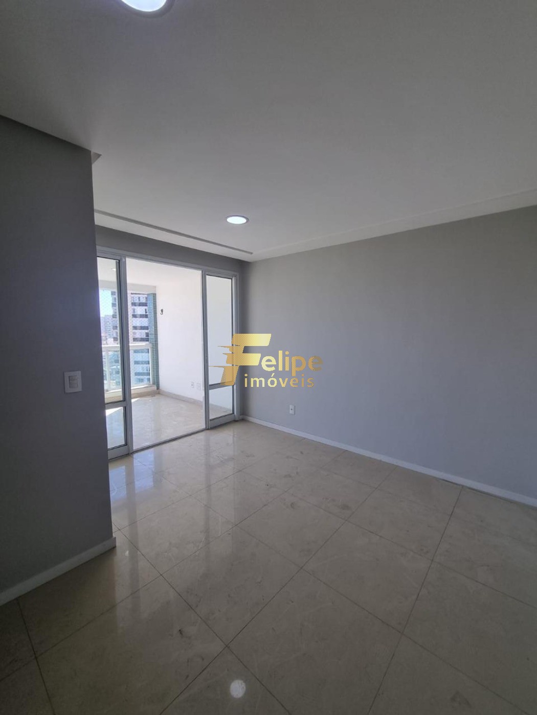 Apartamento à venda com 2 quartos, 70m² - Foto 13