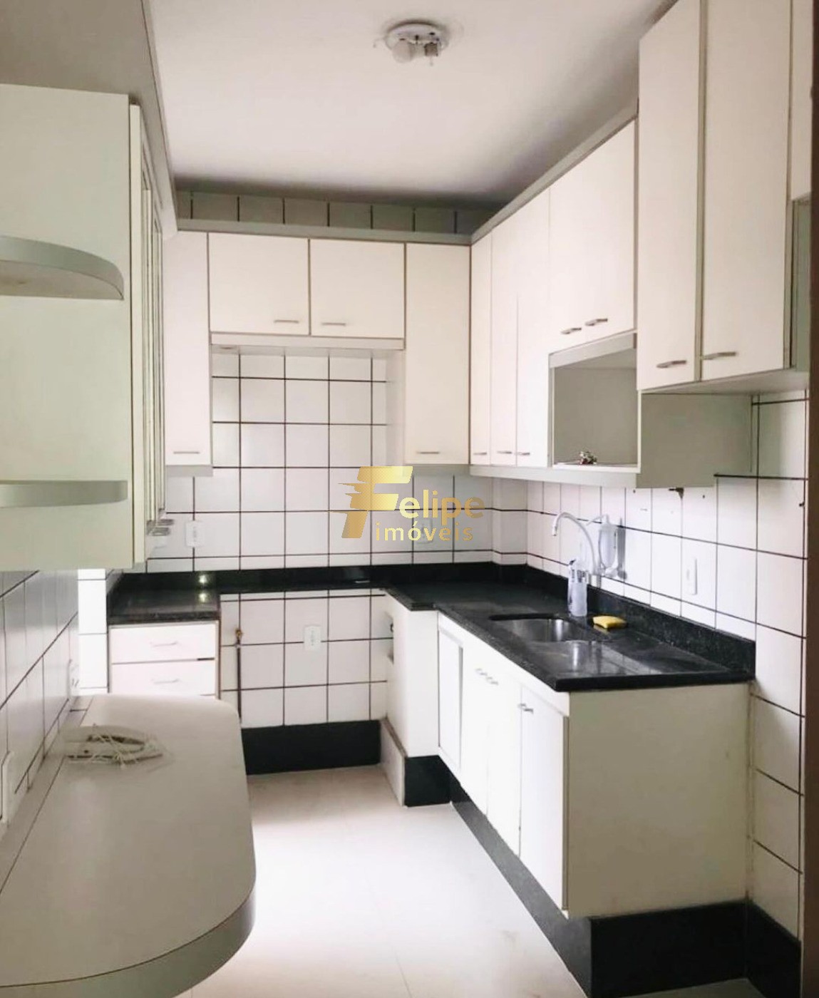 Apartamento à venda com 3 quartos, 80m² - Foto 3