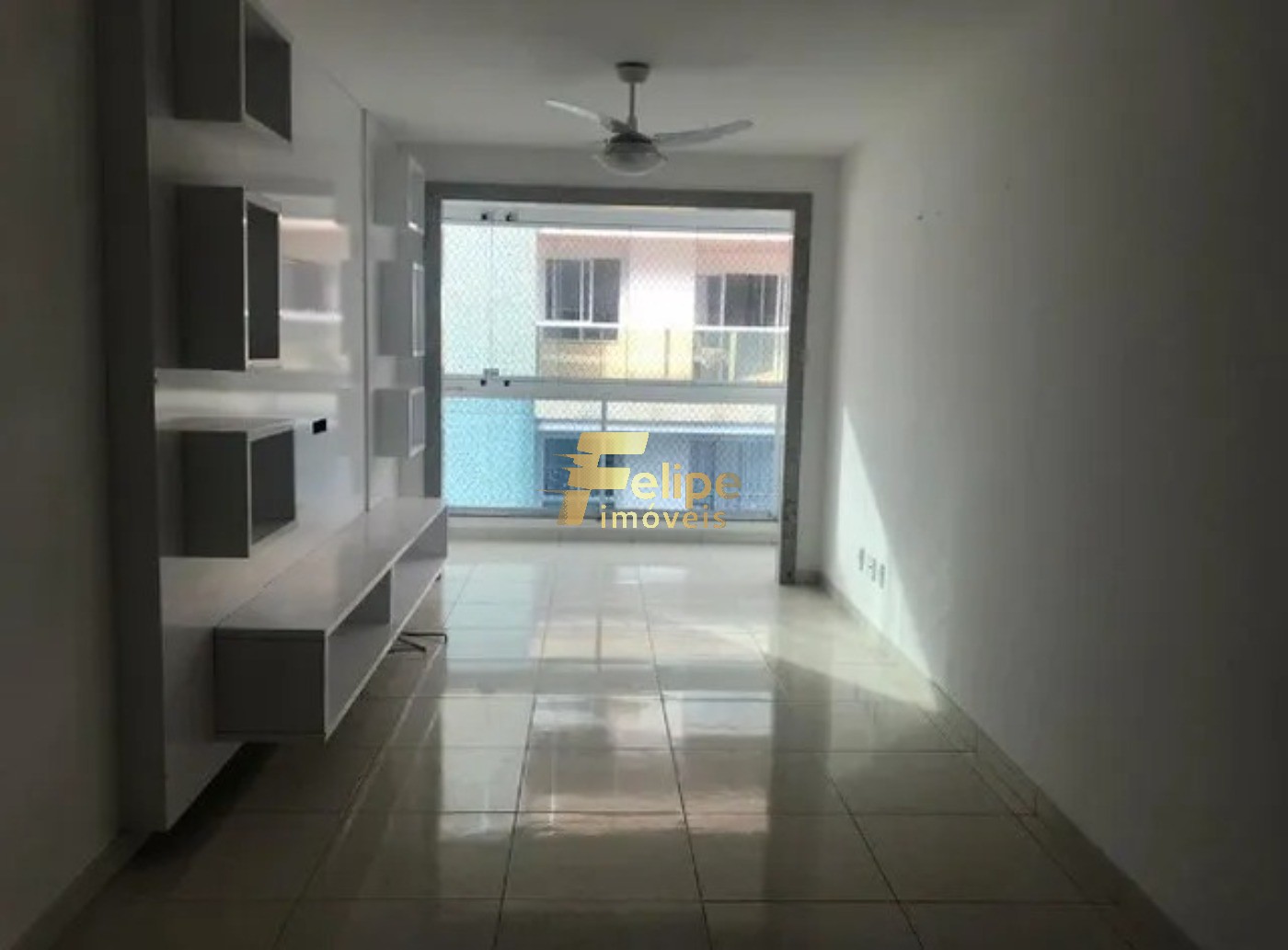 Apartamento à venda com 2 quartos, 85m² - Foto 1