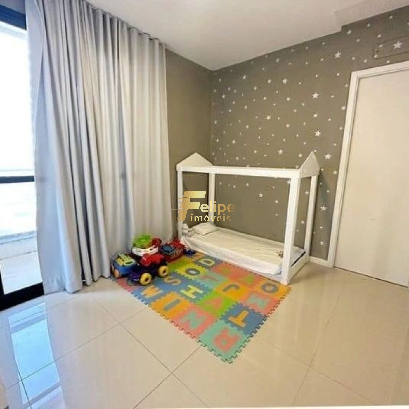 Apartamento à venda com 3 quartos, 110m² - Foto 3