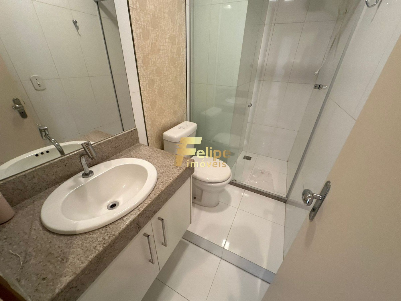 Apartamento à venda com 2 quartos, 65m² - Foto 4