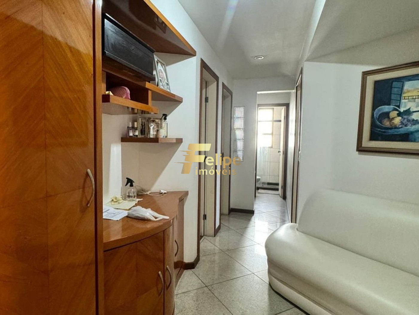 Apartamento à venda com 3 quartos, 156m² - Foto 2