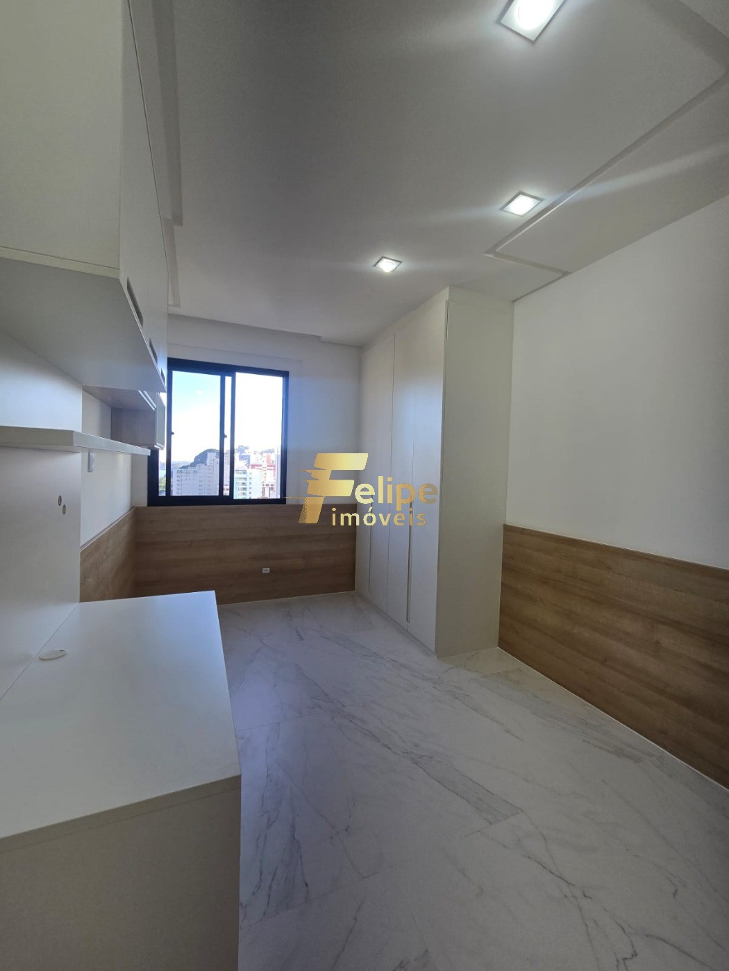 Apartamento à venda com 3 quartos, 130m² - Foto 9