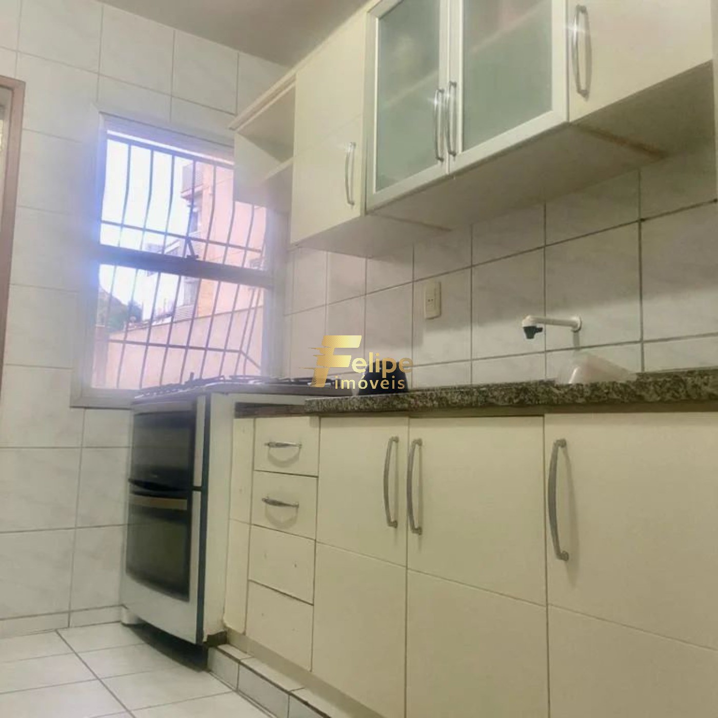 Apartamento à venda com 3 quartos, 115m² - Foto 5