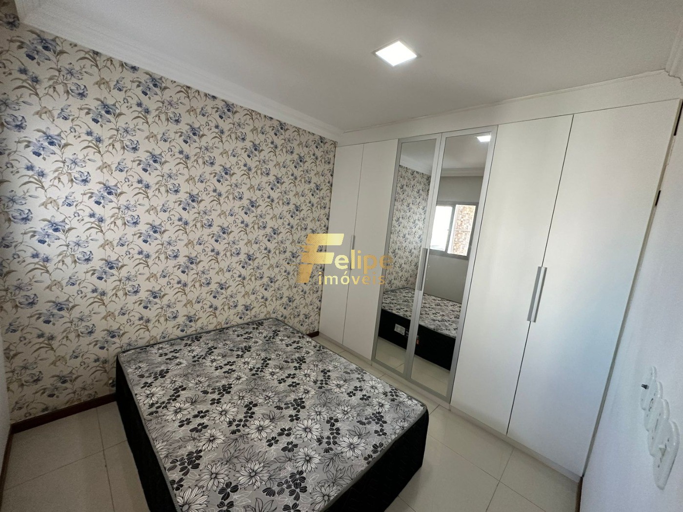 Apartamento à venda com 2 quartos, 65m² - Foto 6