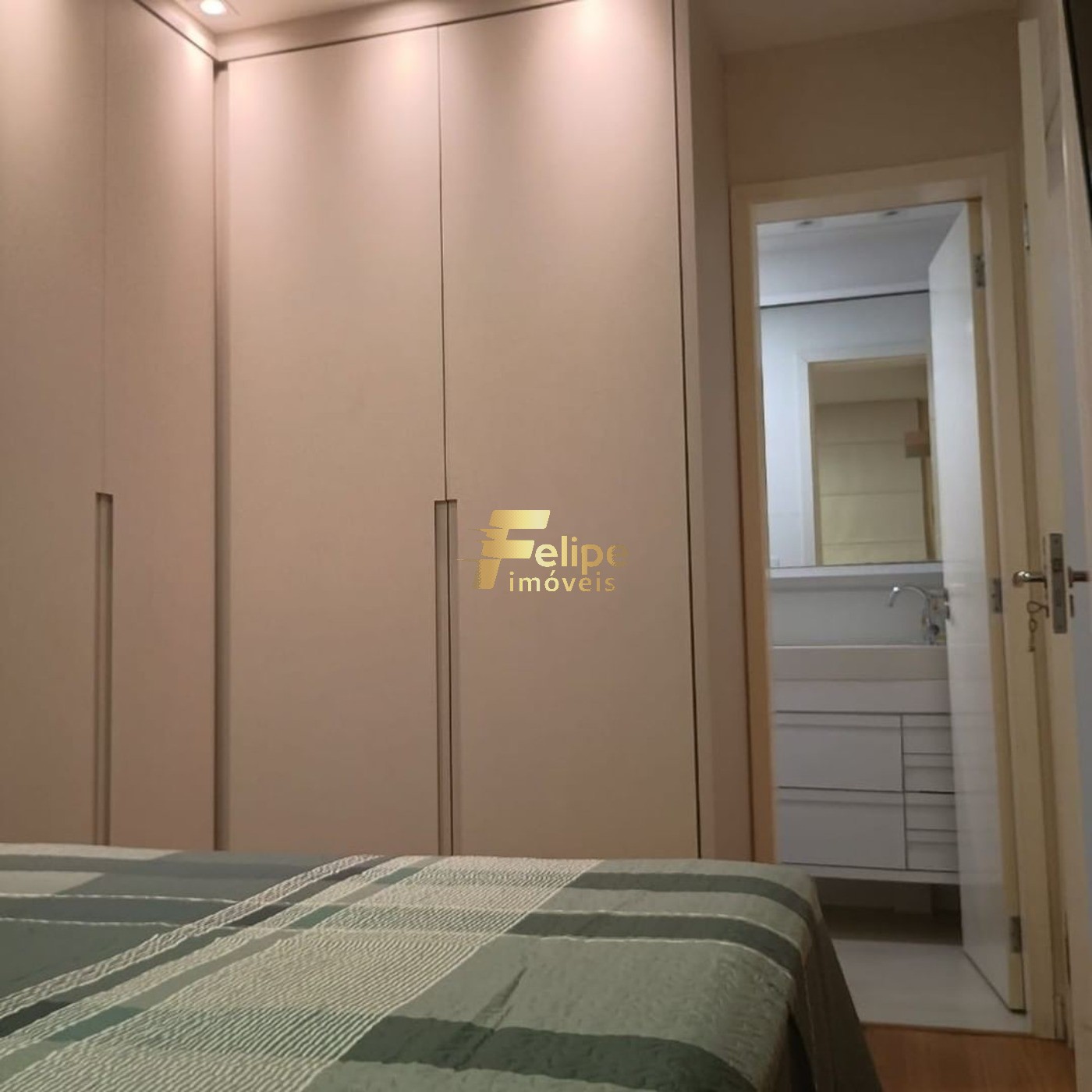 Apartamento à venda com 3 quartos, 70m² - Foto 3