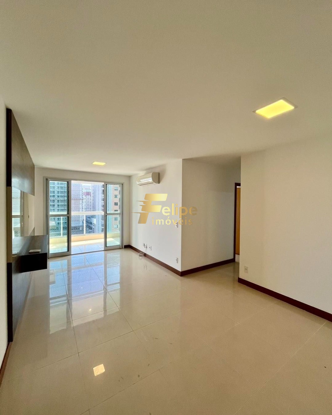 Apartamento à venda com 3 quartos, 87m² - Foto 9