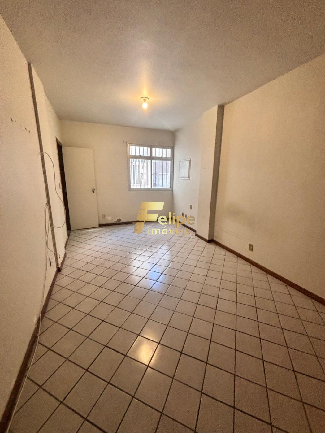 Apartamento à venda com 3 quartos, 160m² - Foto 4