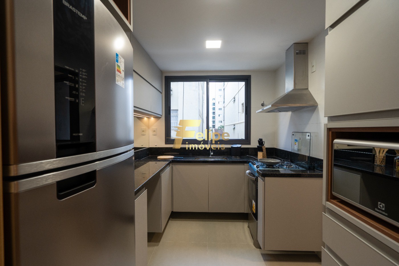 Apartamento à venda com 2 quartos, 67m² - Foto 7