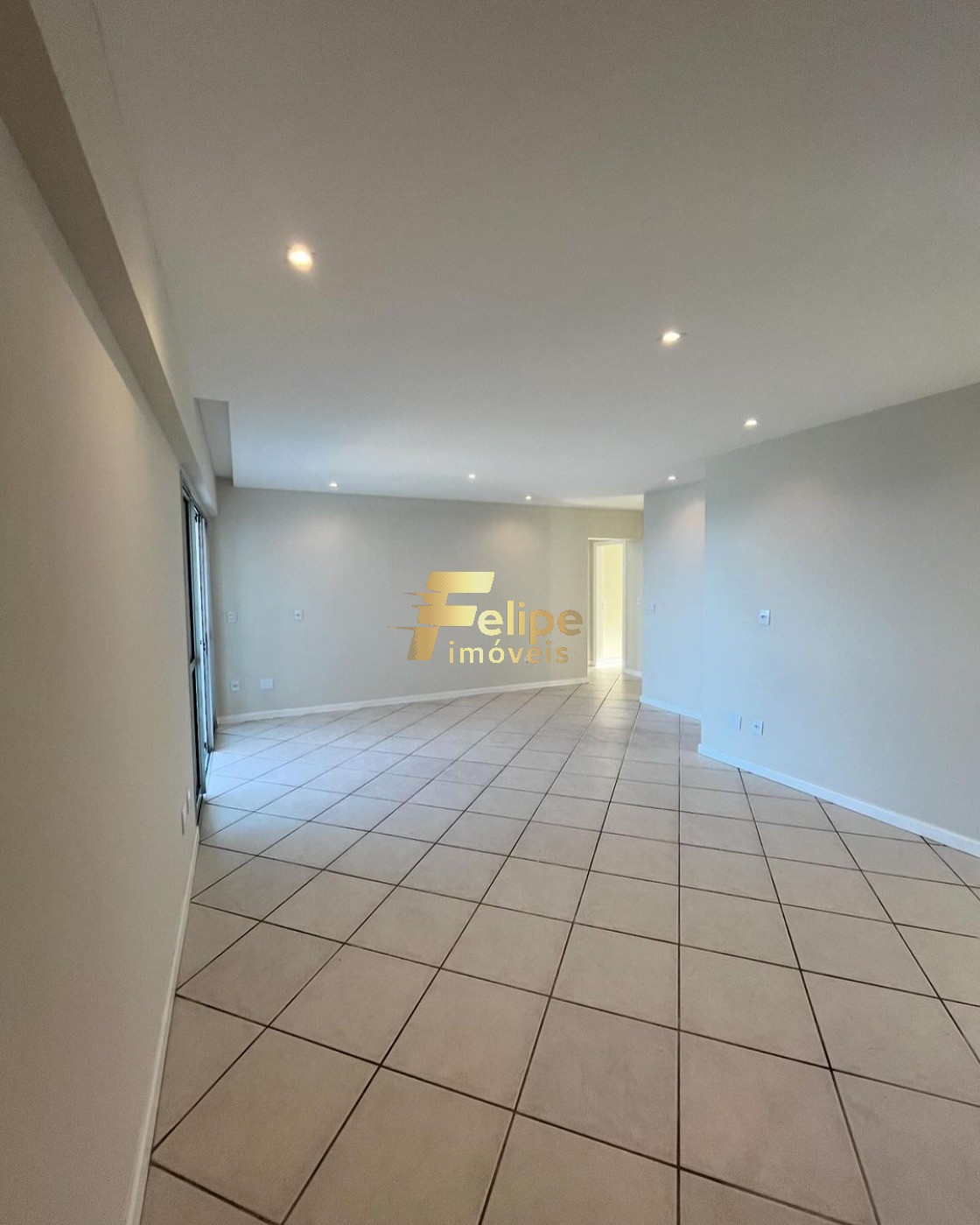 Apartamento à venda com 4 quartos, 180m² - Foto 8