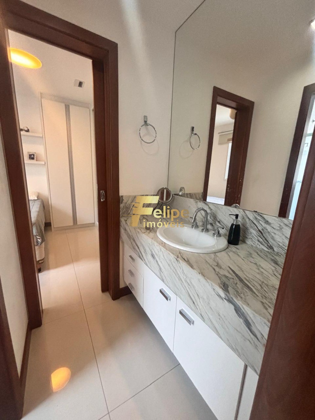 Apartamento à venda com 4 quartos, 160m² - Foto 13