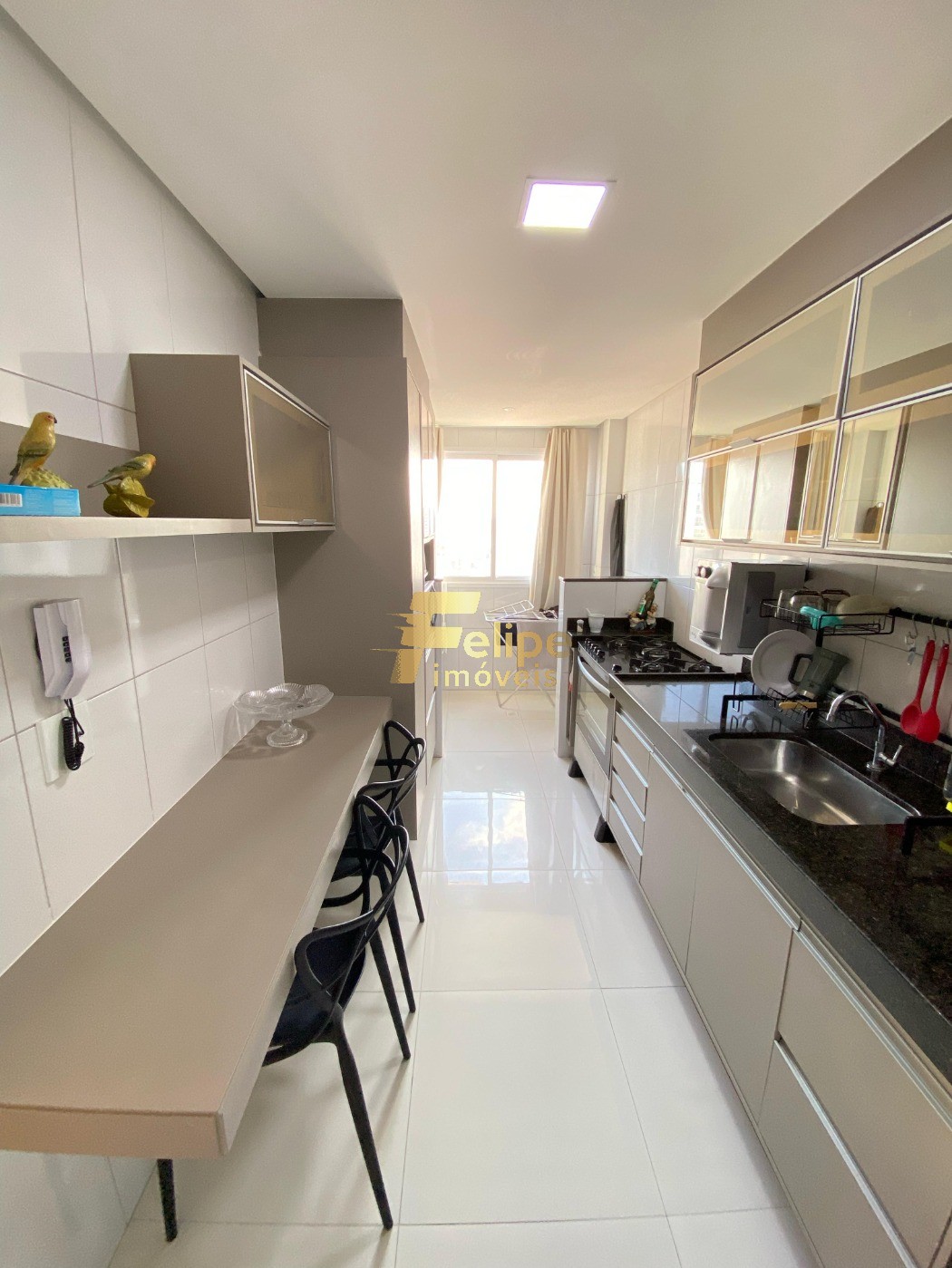 Apartamento à venda com 3 quartos, 98m² - Foto 5