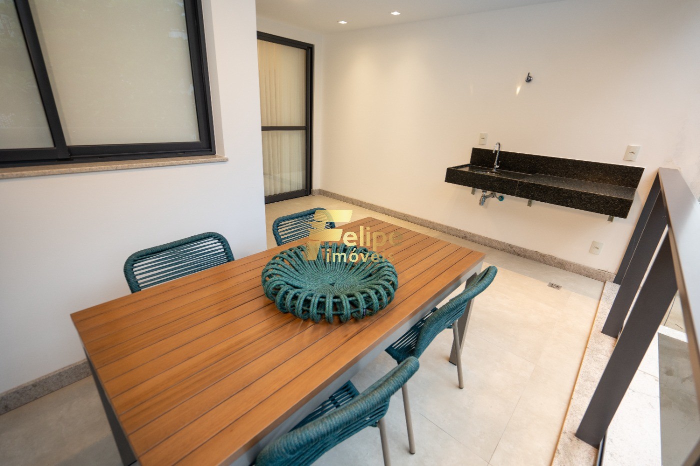 Apartamento à venda com 2 quartos, 67m² - Foto 16