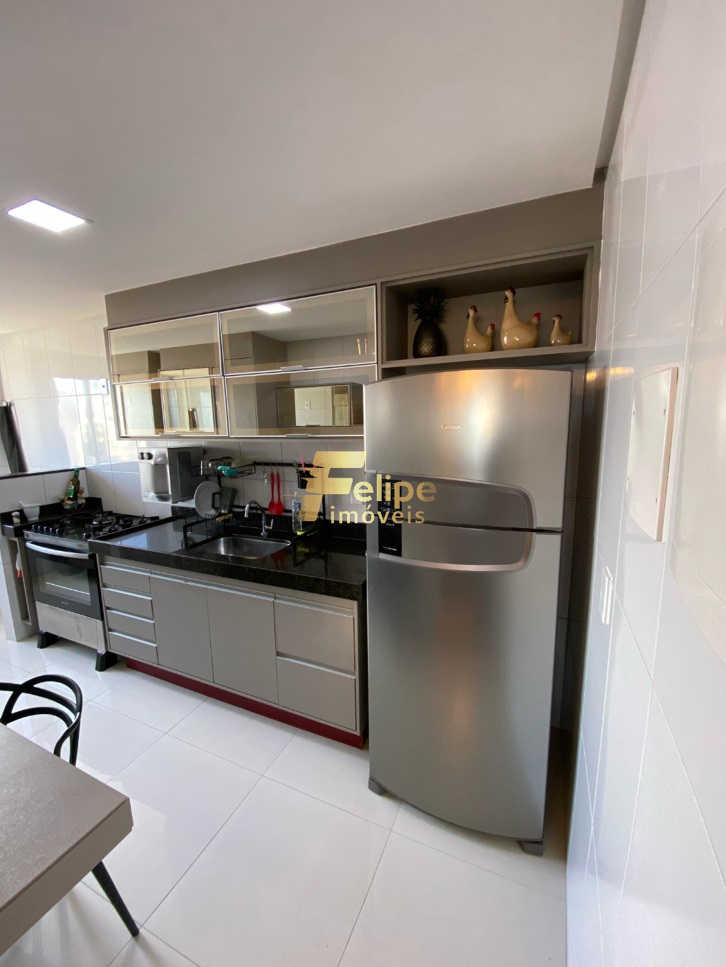 Apartamento à venda com 3 quartos, 98m² - Foto 6