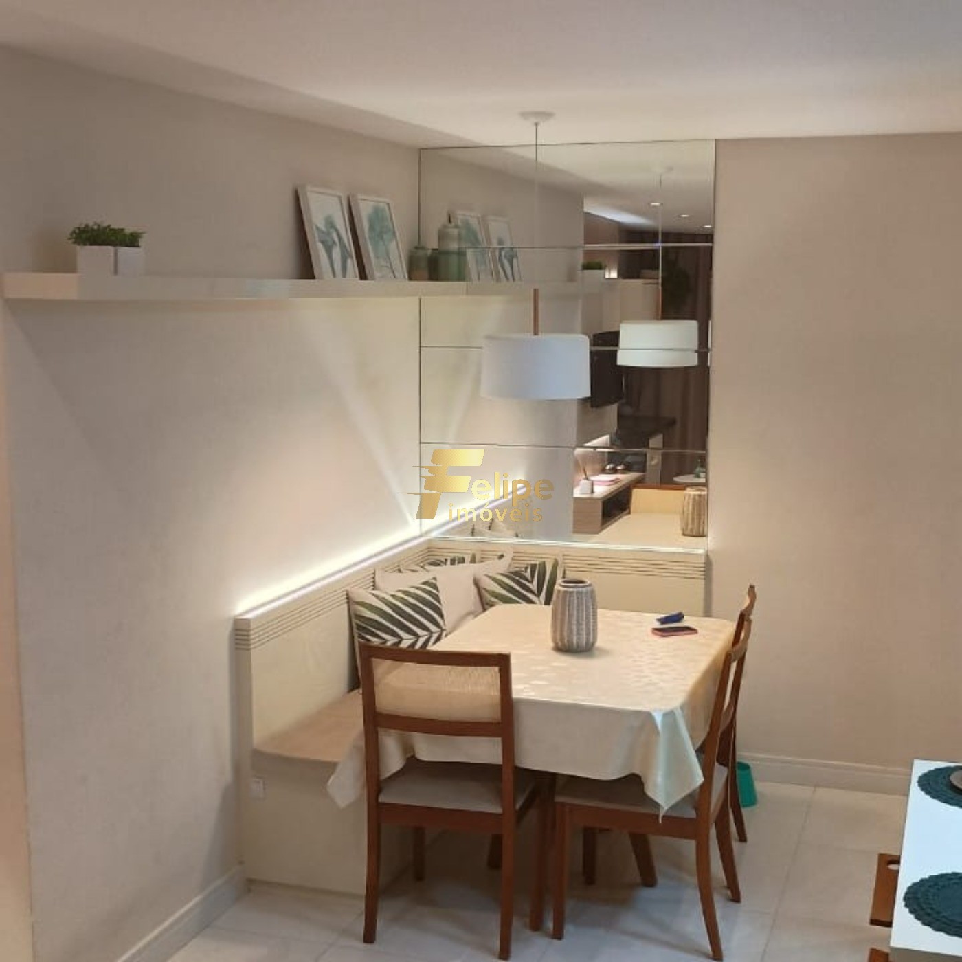 Apartamento à venda com 3 quartos, 70m² - Foto 1