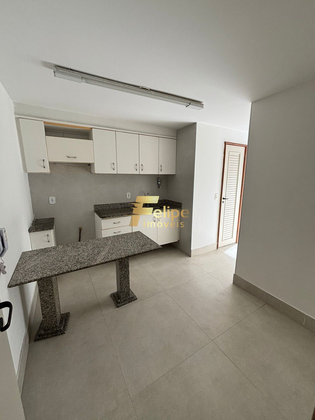 Apartamento à venda com 2 quartos, 66m² - Foto 5