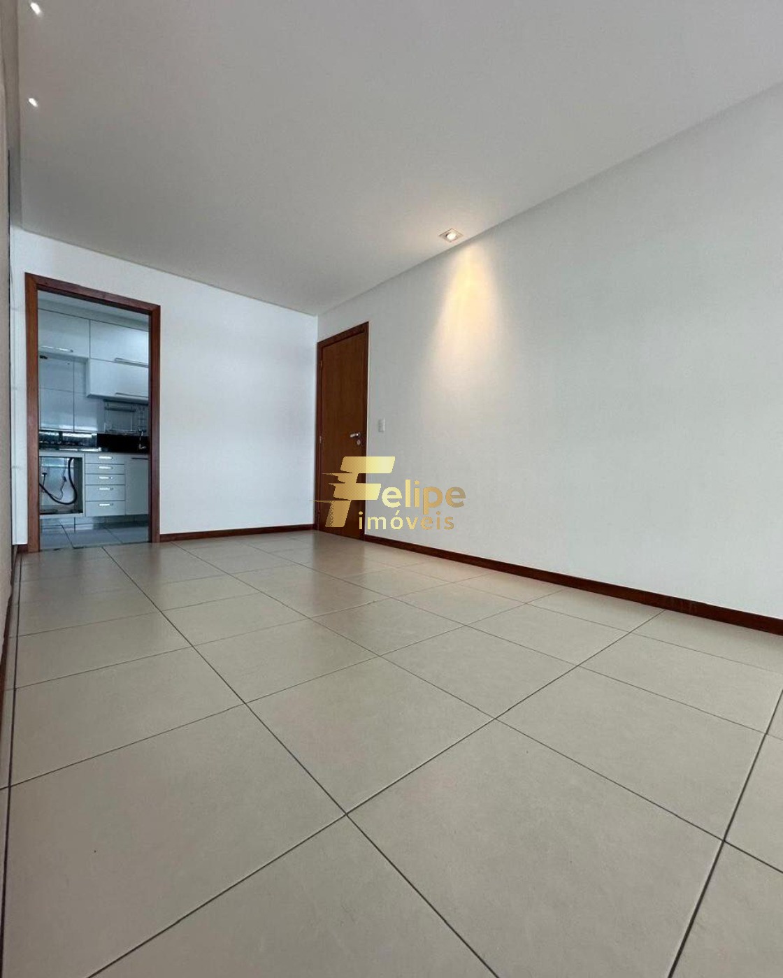 Apartamento à venda com 2 quartos, 75m² - Foto 5