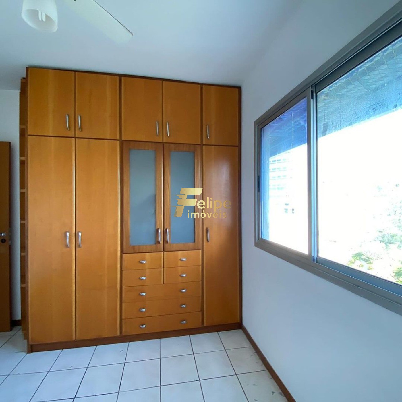 Apartamento à venda com 3 quartos, 102m² - Foto 3