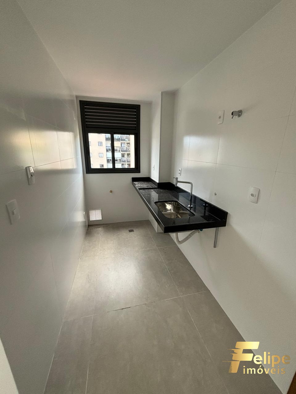 Apartamento à venda com 2 quartos, 66m² - Foto 5