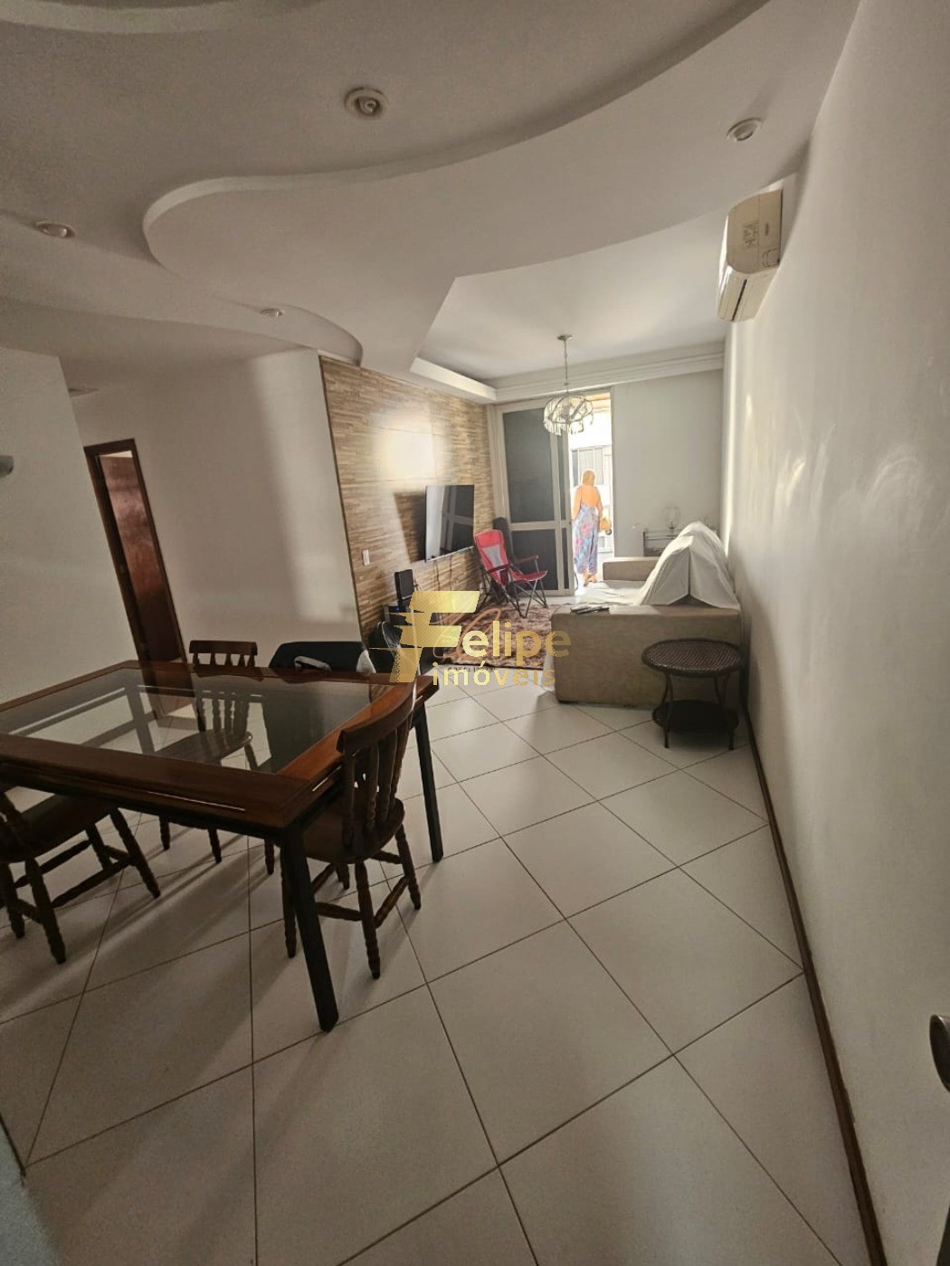 Apartamento à venda com 3 quartos, 100m² - Foto 1