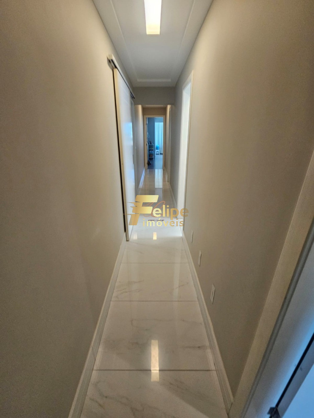 Apartamento à venda com 3 quartos, 138m² - Foto 19