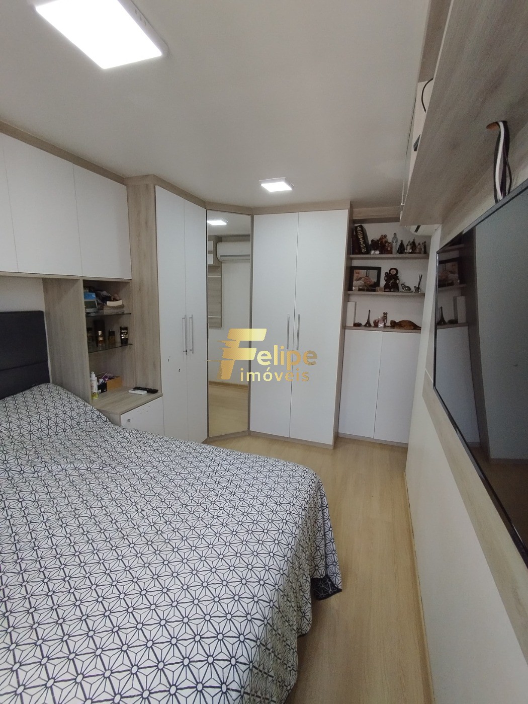 Apartamento à venda com 2 quartos, 65m² - Foto 19