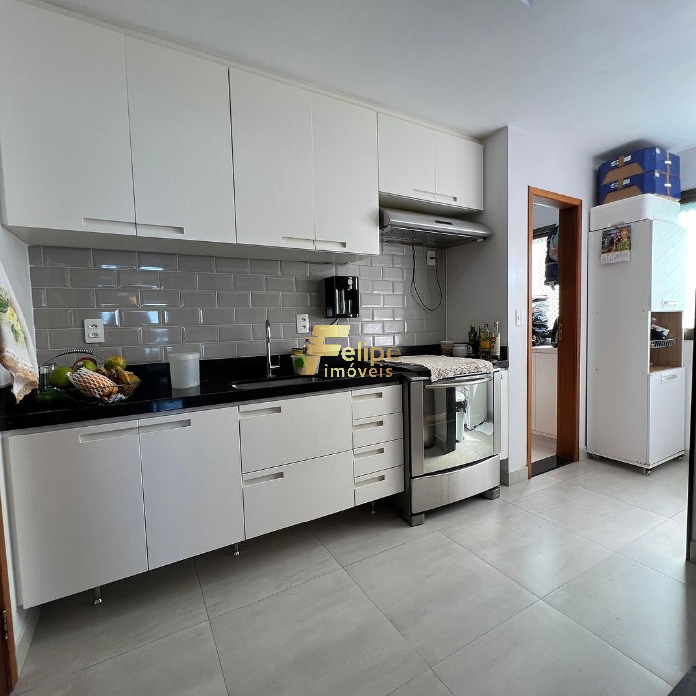 Apartamento à venda com 3 quartos, 125m² - Foto 5