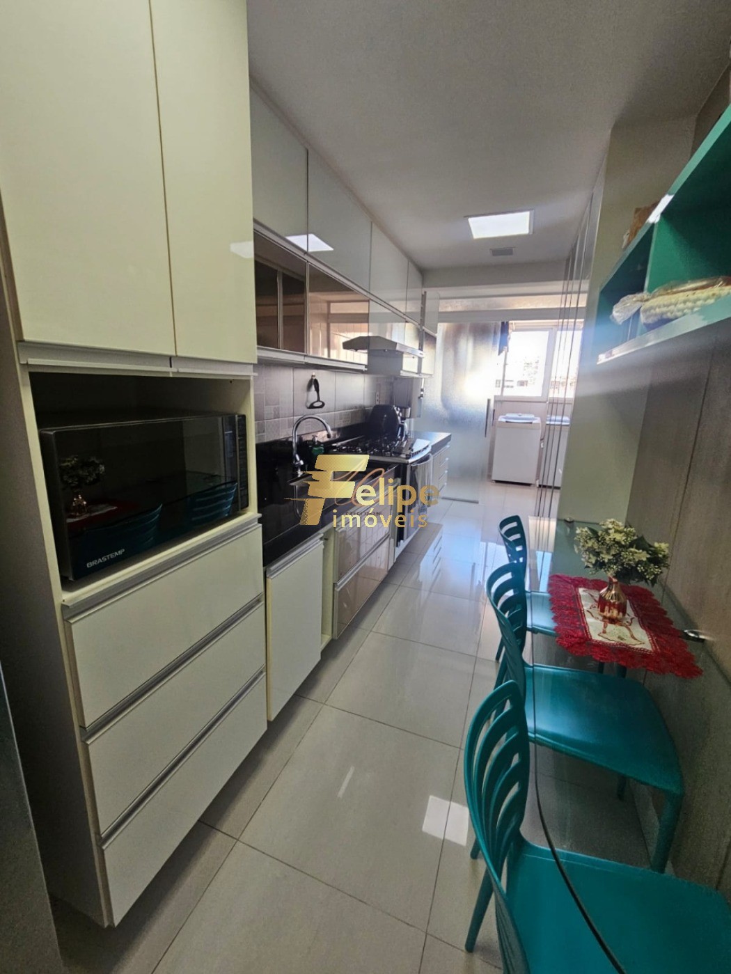 Apartamento à venda com 3 quartos, 138m² - Foto 6