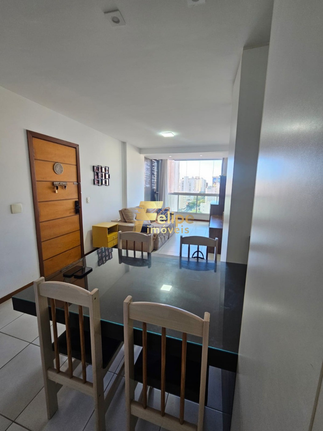 Apartamento à venda com 2 quartos, 75m² - Foto 19